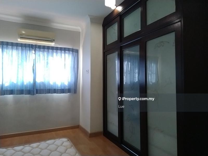 Rumah Teres 2.5-Tingkat untuk Dijual di Taman Sri Pelabuhan, Opposite MBO Klang, Klang oleh Lue - iProperty.com.my