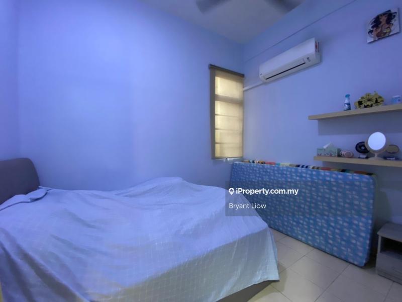 Pangsapuri untuk Dijual di Pangsapuri Bukit Beruang Bestari (University View) oleh Bryant Liow - iProperty.com.my