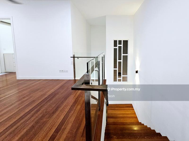 For Sale - Pavilion Hilltop