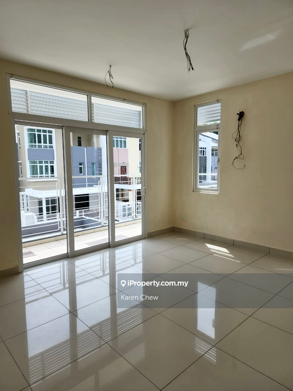 Rumah Berkembar untuk Dijual di 3 Storey Semi D @ Cypress Villa, Sungai Ara, Sungai Ara oleh Karen Chew - iProperty.com.my