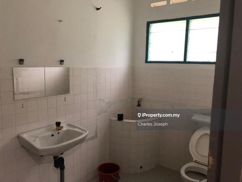 Bungalow House untuk Dijual di Port Dickson, Port Dickson oleh Charles Joseph - iProperty.com.my