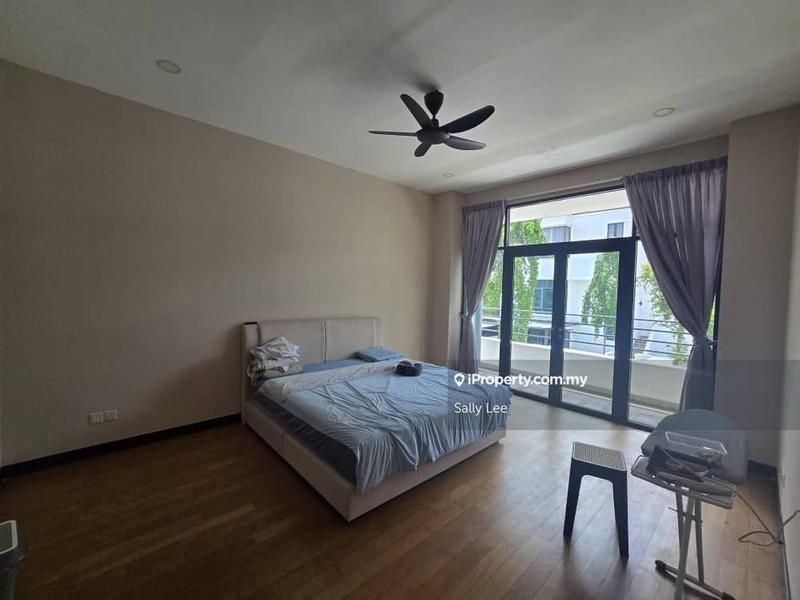 Bungalow House for Sale in Sunway South Quay, Sunway by Sally Lee - iProperty.com.my