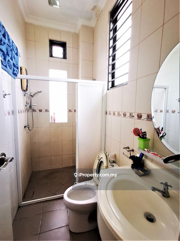 Semi-Detached House for Sale in Taman Yarl, Jalan Klang Lama (Old Klang Road) by Oliver Mak - iProperty.com.my