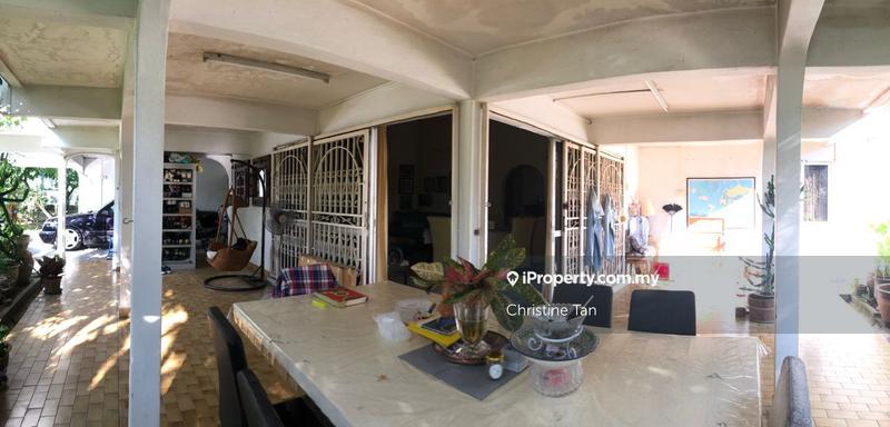 Bungalow House for Sale in Kelana Jaya, Petaling Jaya by Christine Tan - iProperty.com.my