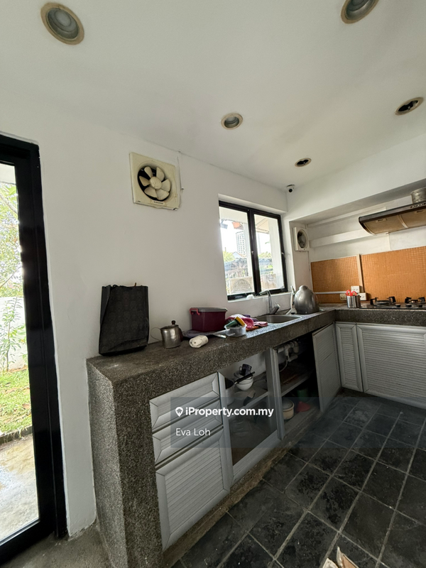 Rumah Berkembar untuk Dijual di Bukit Damansara, Damansara Heights oleh Eva Loh - iProperty.com.my