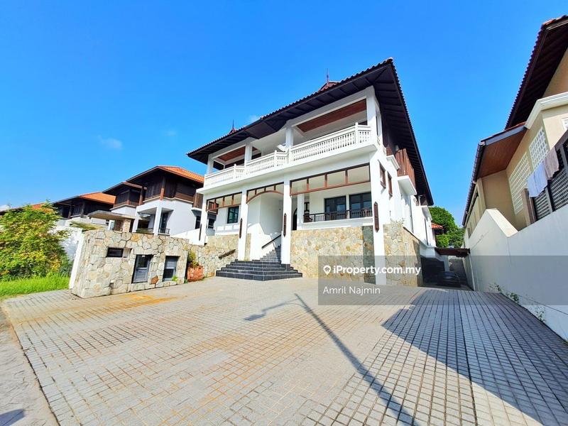 Bungalow House for Sale in Bukit Jelutong, Shah Alam by Amril Najmin - iProperty.com.my
