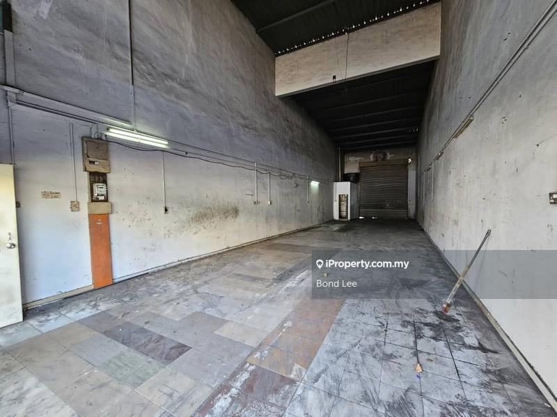 For Rent - Subang 2 Jalan Bulan Single Storey Factory For Rent Bandar Pinggiran Subang