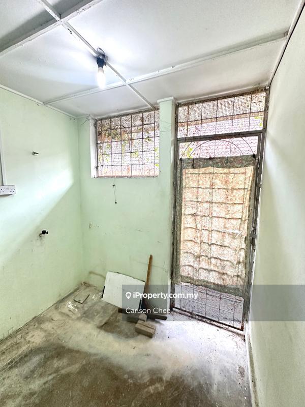 Rumah Berangkai 1.5 Tingkat untuk Dijual di Usj 2, Subang Jaya oleh Carlson Chee - iProperty.com.my