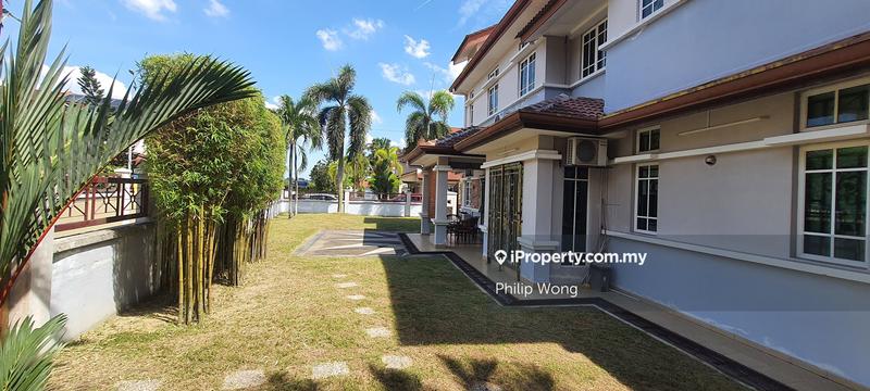 Rumah Berkembar untuk Dijual di Taman Equine, Seri Kembangan oleh Philip Wong - iProperty.com.my
