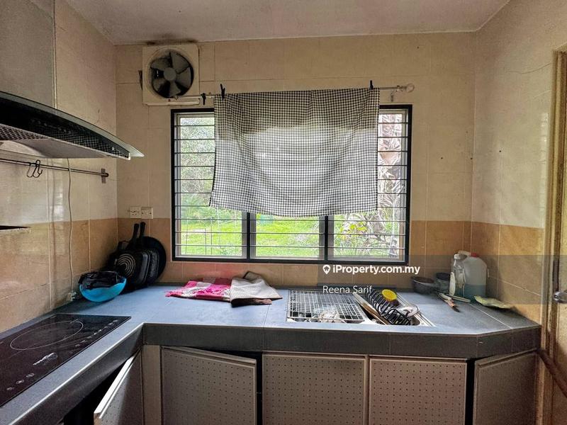 Rumah Berangkai 2 Tingkat untuk Dijual di Bukit Jelutong, Shah Alam oleh Reena Sarif - iProperty.com.my