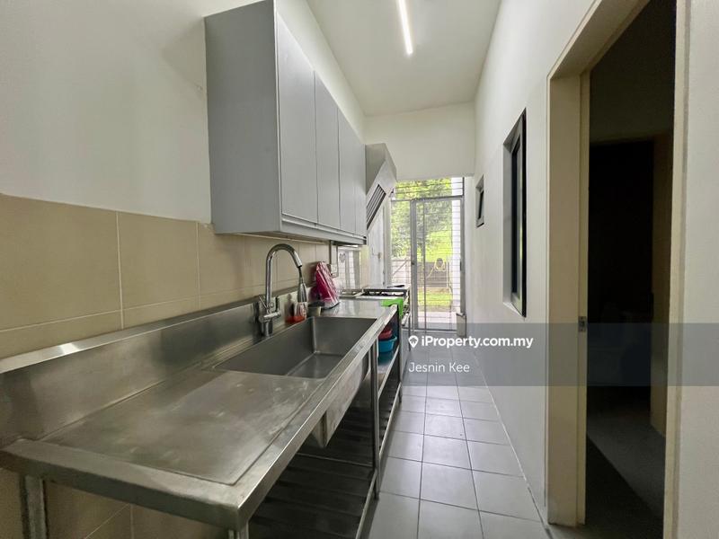 Rumah Berangkai 3 Tingkat untuk Dijual di Lake Fields, Sungai Besi oleh Jesnin Kee - iProperty.com.my
