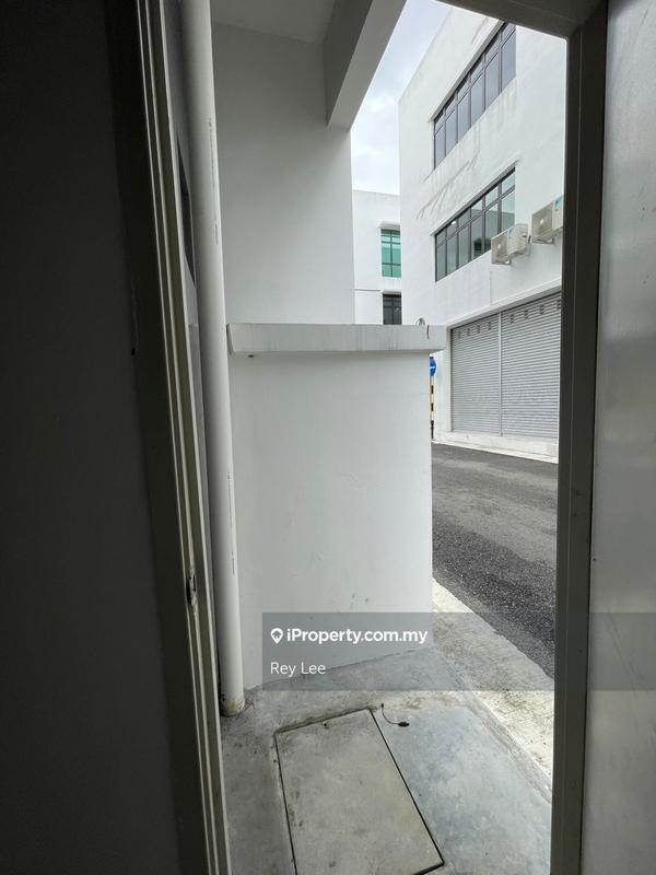 Kedai untuk Disewa di Kampung Dato Onn, Johor Bahru oleh Rey Lee - iProperty.com.my