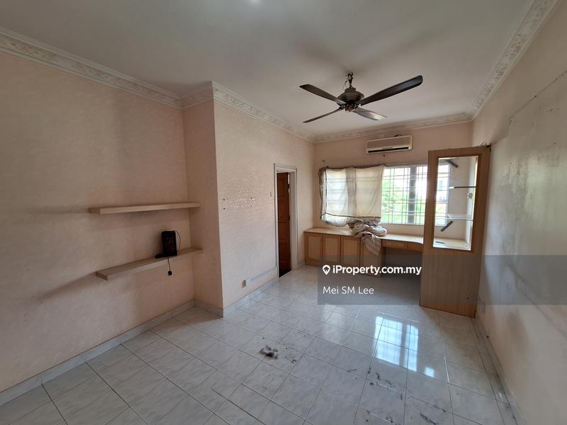 Semi-Detached House for Sale in Taman Bukit Permai, Kajang by Mei SM Lee - Taman Bukit Permai, Bandar Sg Long Bedroom - iProperty.com.my