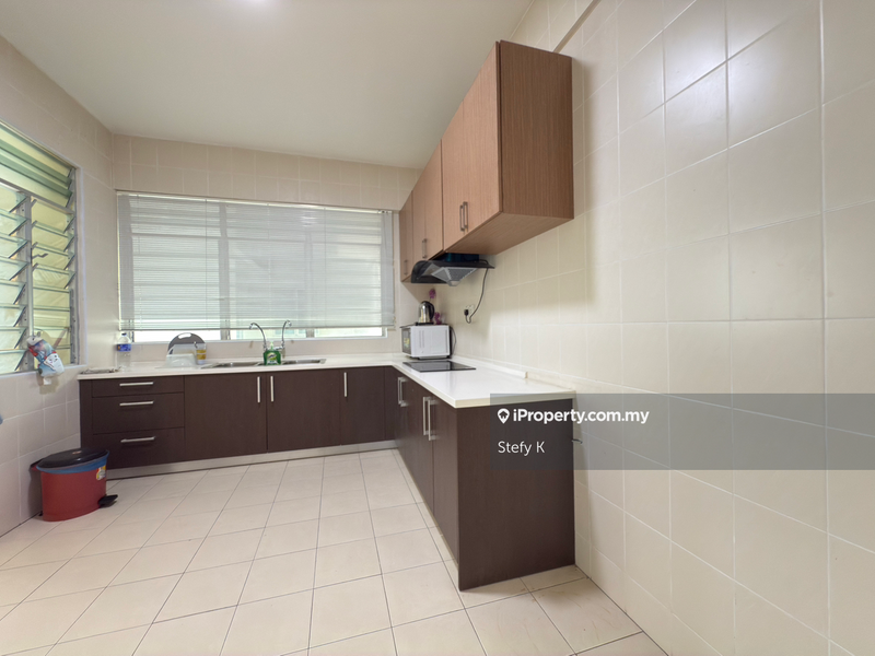 Condominium for Sale in The Waterfront Condominium by Stefy K - iProperty.com.my