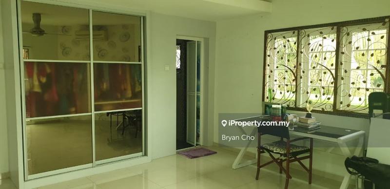Rumah Berangkai 2 Tingkat untuk Dijual di Taman Saujana Impian, Kajang oleh Bryan Cho - iProperty.com.my