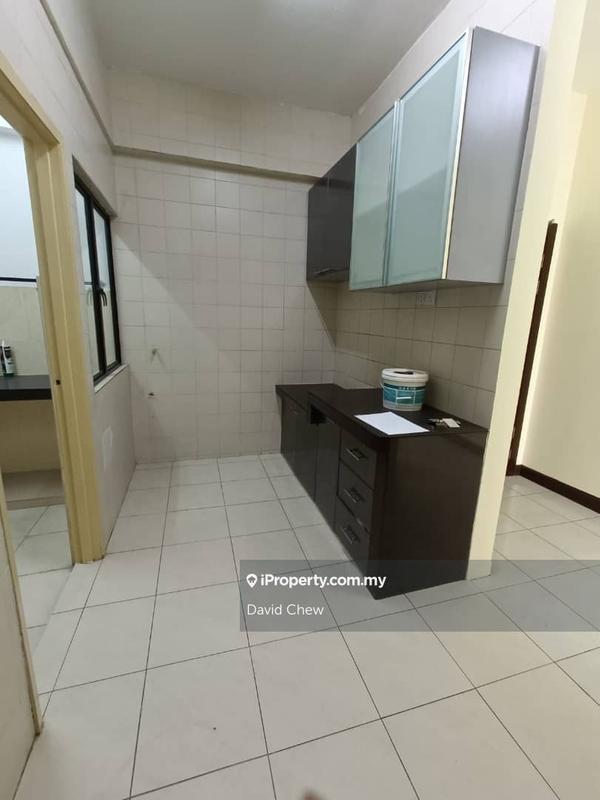 Service Residence for Sale in Diamond Residences by David Chew - iProperty.com.my
