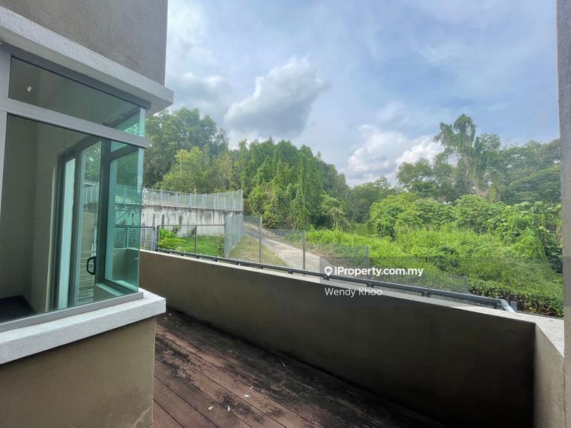 Rumah Teres 3-Tingkat untuk Dijual di Bandar Putra Permai, Seri Kembangan oleh Lawrence Khoo - iProperty.com.my