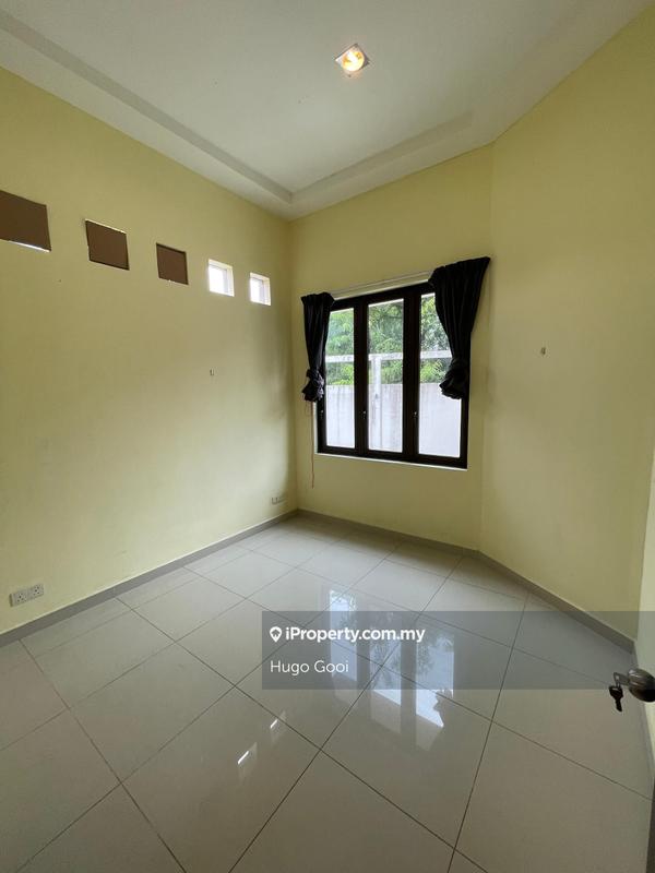 Bungalow House untuk Dijual di Taman Yarl, Jalan Klang Lama (Old Klang Road) oleh Hugo Gooi - iProperty.com.my