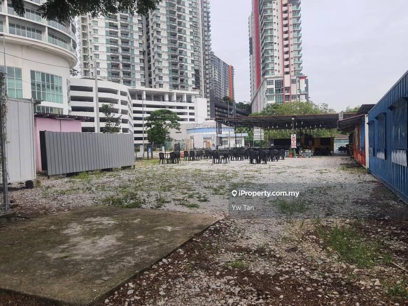 For Sale - Damansara Damai, Sungai Buloh