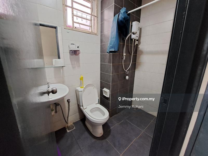 Service Residence for Sale in Mesahill by Jemmy Rohani - iProperty.com.my