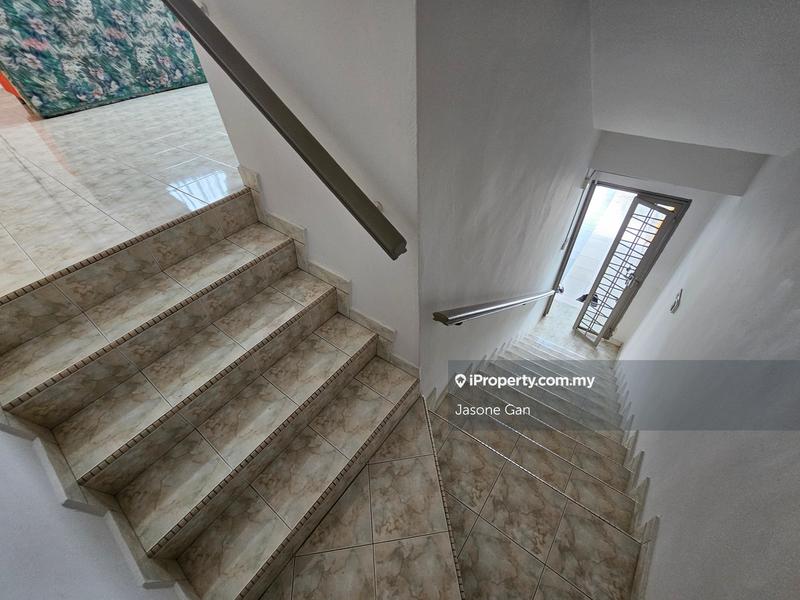 Townhouse for Sale in Cheng, Melaka by Jasone Gan - iProperty.com.my