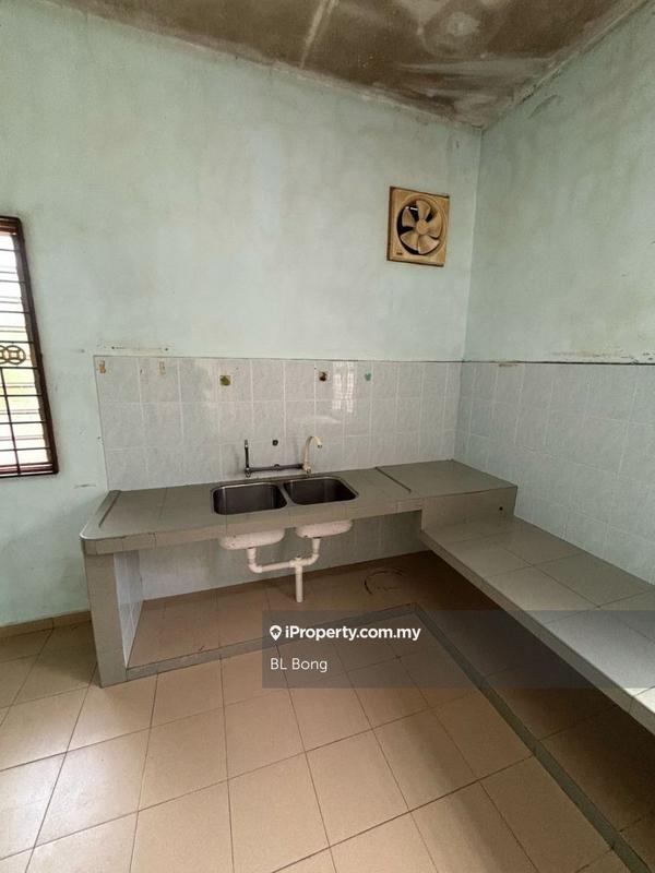 Rumah Berangkai 1 Tingkat untuk Dijual di Taman Krubong Permai, Krubong oleh BL Bong - iProperty.com.my