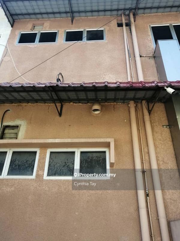Shop / Office untuk Dijual di Taman Ujong, Jalan Tok Ungku, Seremban oleh Cynthia Tay - iProperty.com.my