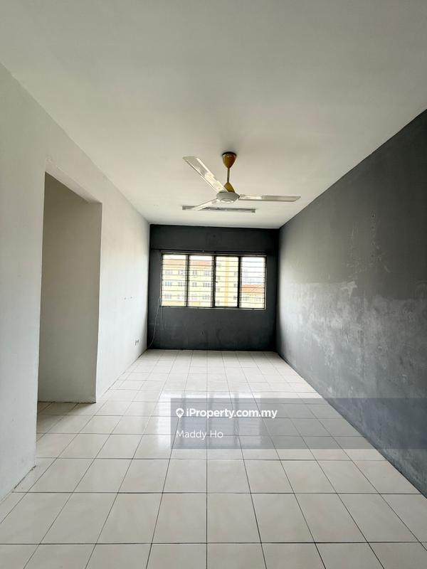 For Sale - Suria Kinrara