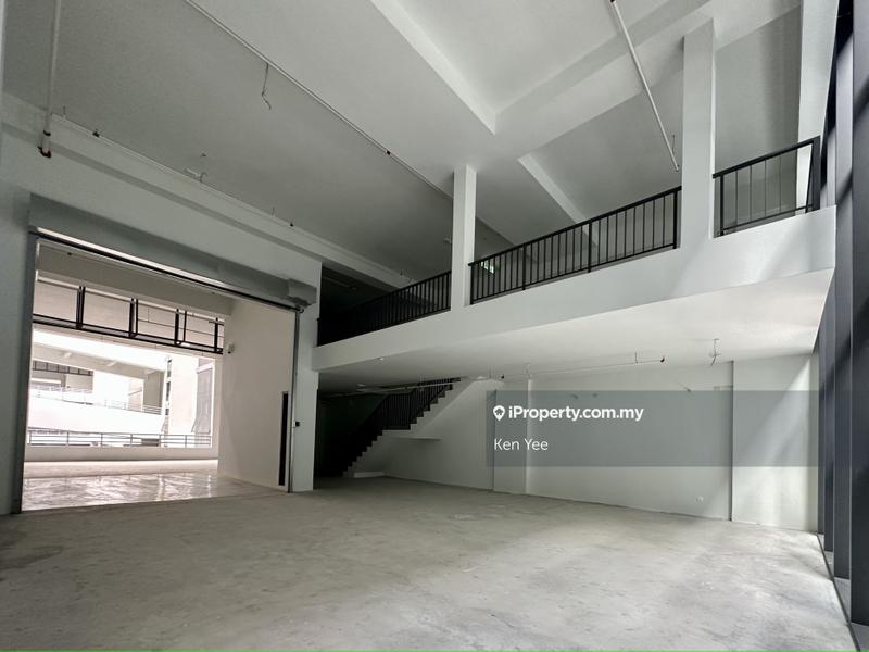 For Sale - Emhub, Warehouse/ Office/ Showroom in one, Kota Damansara, PJ Selangor