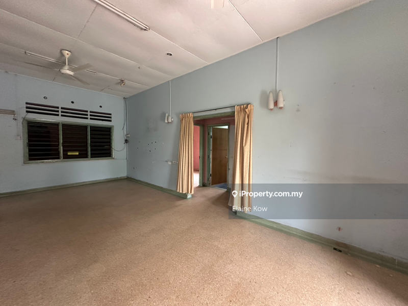 Bungalow House for Sale in Taman Kanagapuram, Petaling Jaya by Elaine Kow - iProperty.com.my