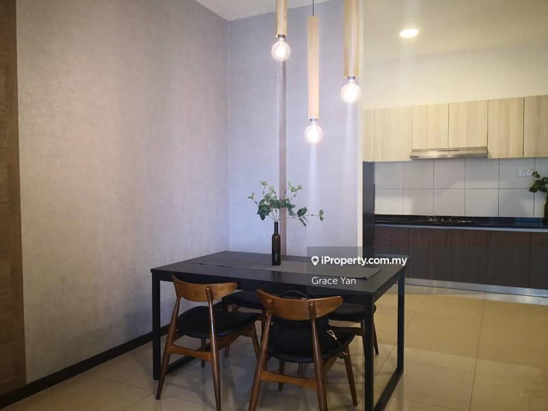 For Rent - Molek Regency