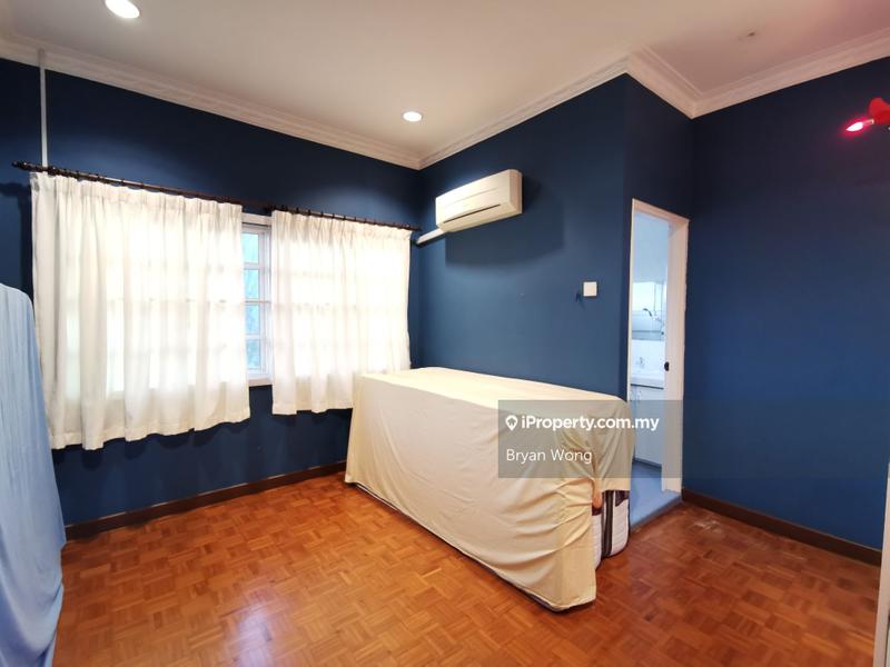 Bungalow House untuk Dijual di Seksyen 17, Petaling Jaya oleh Bryan Wong - iProperty.com.my