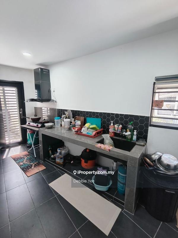 Semi-Detached House for Sale in gpksy, Seremban by Debbie Yee - iProperty.com.my