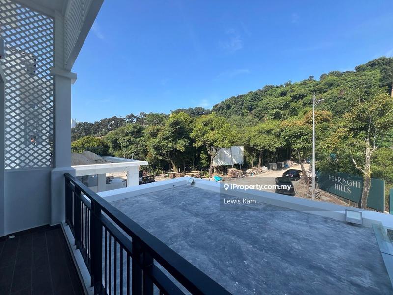 3-storey Terraced House for Sale in Batu Feringghi, Penang by Lewis Kam - iProperty.com.my