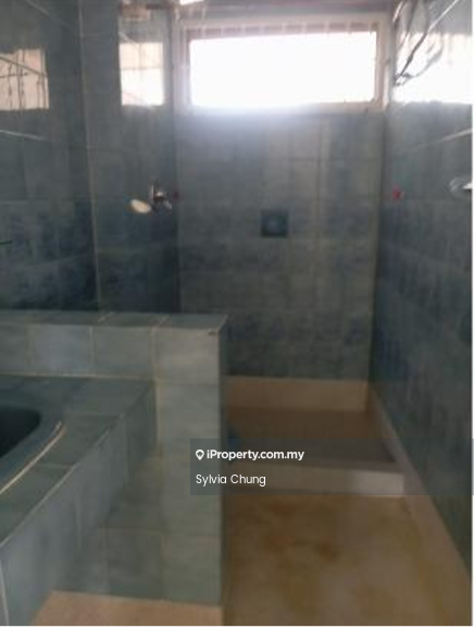 Kondominium untuk Disewa di Signal Hill Tower oleh Sylvia Chung - Bathroom - iProperty.com.my