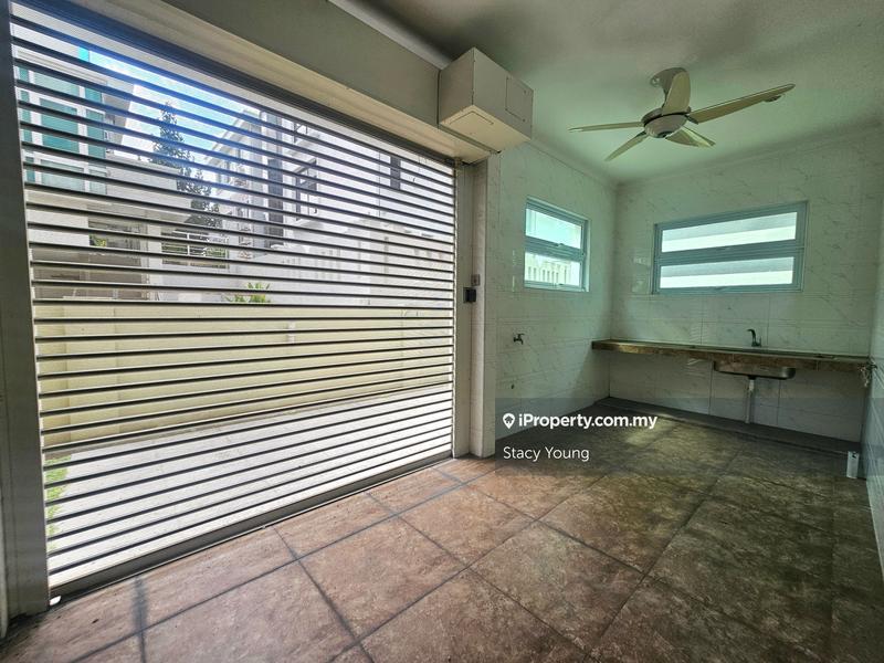 Bungalow House untuk Dijual di Mines Resort City, Seri Kembangan oleh Stacy Young - iProperty.com.my