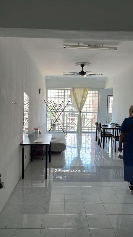 For Rent - Forest Green