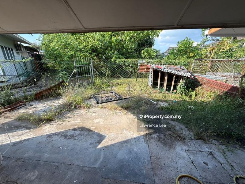 Rumah Berangkai 1 Tingkat untuk Dijual di Kuching, Sarawak oleh Lawrence Lee - iProperty.com.my