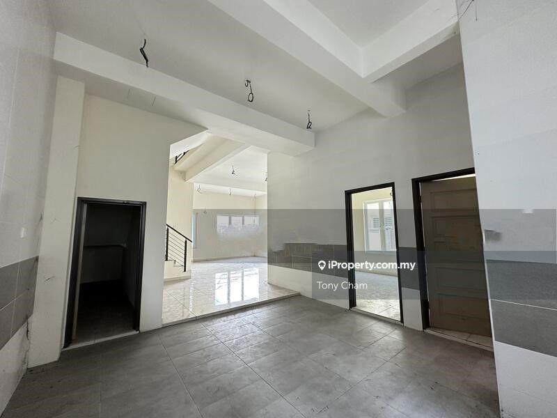 Semi-Detached House for Sale in Taman Saujana Klang, Taman Sungai Jati Klang, Klang by Tony Cham - iProperty.com.my