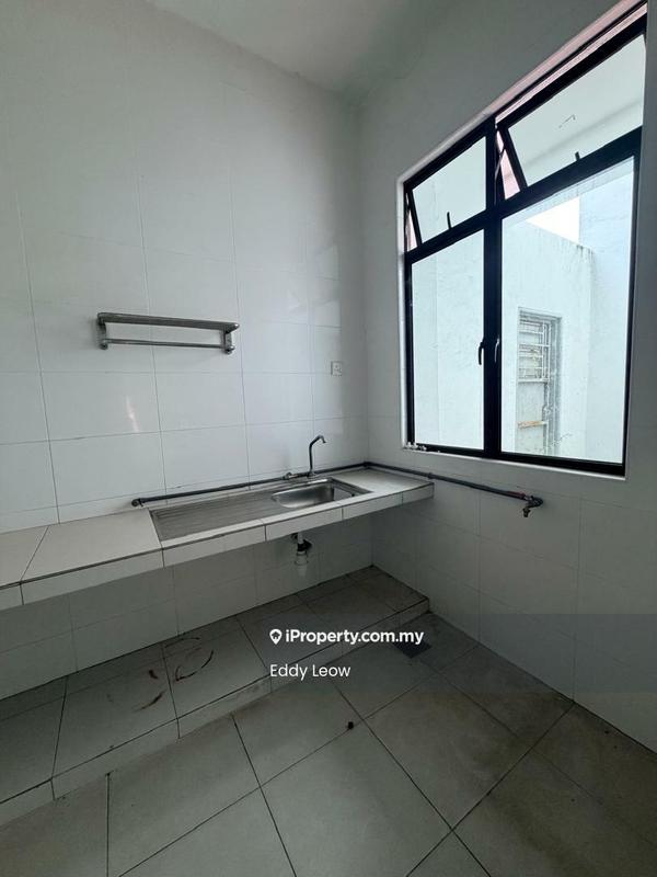 Rumah Berangkai 3 Tingkat untuk Dijual di Taman Limbongan Indah, Melaka City oleh Eddy Leow - Kitchen - iProperty.com.my