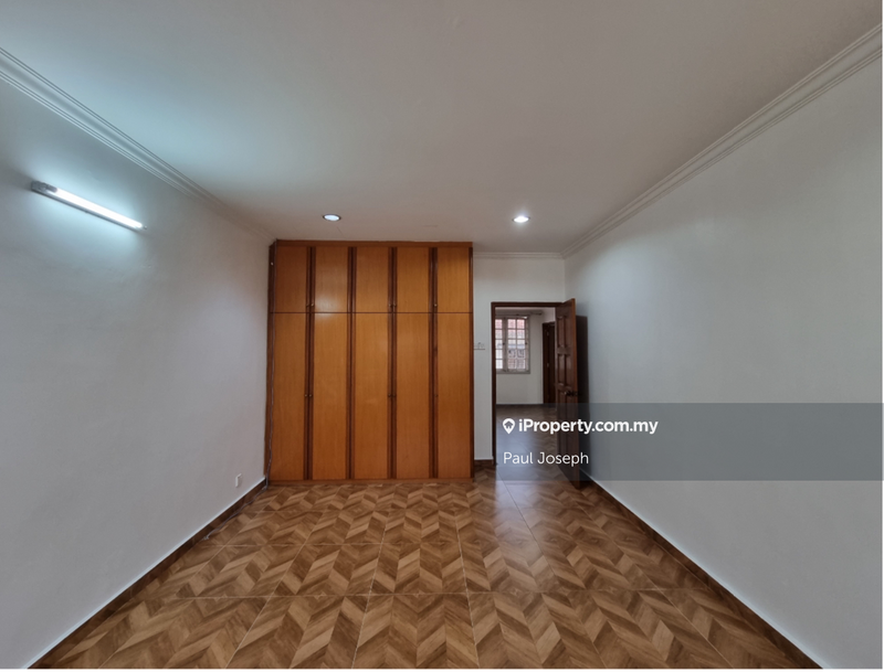 Semi-Detached House for Sale in Taman Petaling, Petaling Jaya by Paul Joseph - Bedroom 4 - Upstairs - iProperty.com.my
