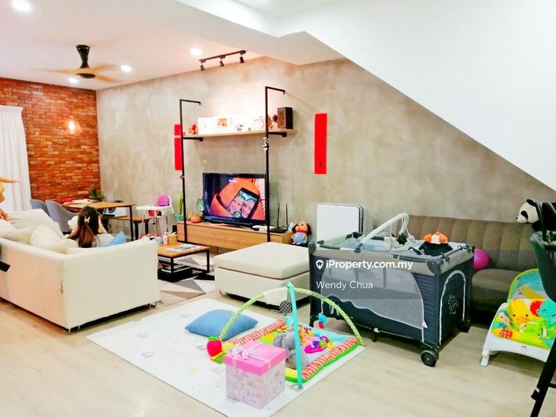 Townhouse for Sale in Laman Impian, Challis, Sunway Damansara, Tropicana, Petaling Jaya by Wendy Chua - iProperty.com.my