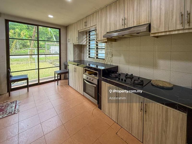 For Sale - Taman Saujana Puchong