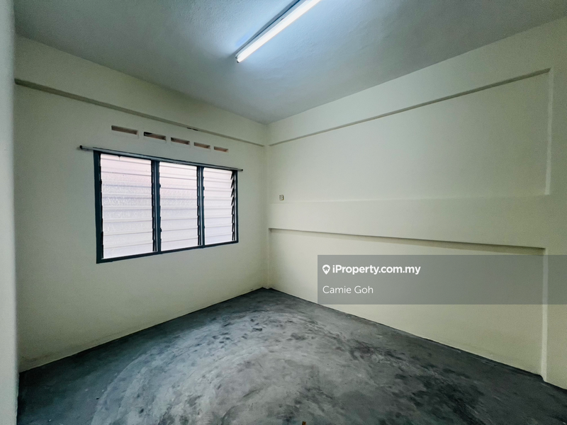 Flat for Sale in Rumah Pangsa Aunler by Camie Goh - iProperty.com.my