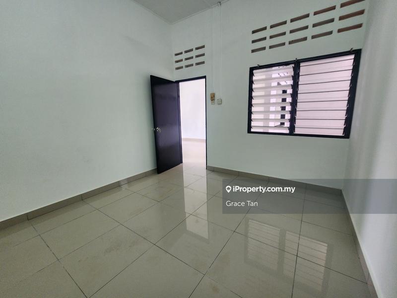 Rumah Berangkai 1 Tingkat untuk Dijual di Seksyen 22, Petaling Jaya oleh Grace Tan - iProperty.com.my