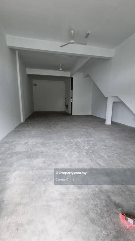 For Sale - KIP Sentral Metro Sendayan 2 Storey End Lot Shop office For Sale