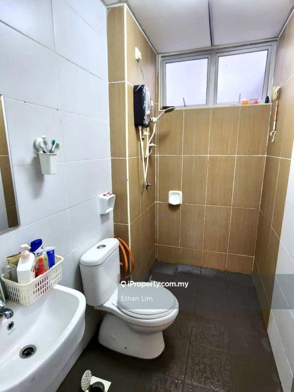 Service Residence for Sale in Larkin Heights by Ethan Lim - iProperty.com.my