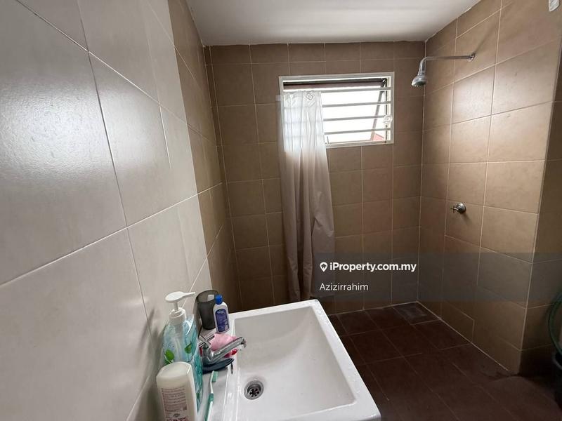 Rumah Berangkai 2 Tingkat untuk Dijual di Taman Saujana KLIA, Sepang oleh Azizirrahim - iProperty.com.my