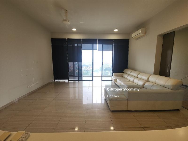 Service Residence for Sale in Twin Arkz by Hon Ian - iProperty.com.my