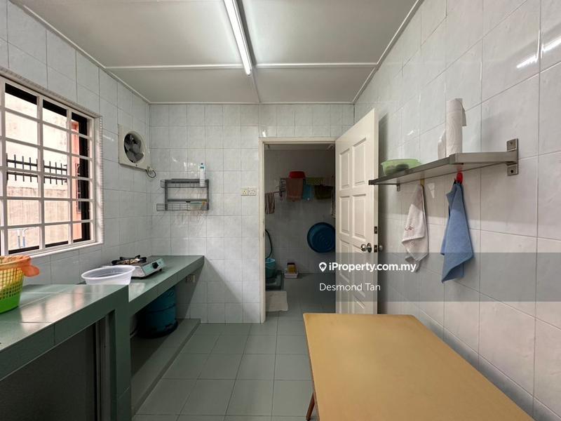 Rumah Teres 2-Tingkat untuk Dijual di Taman Sea, Petaling Jaya oleh Desmond Tan - iProperty.com.my